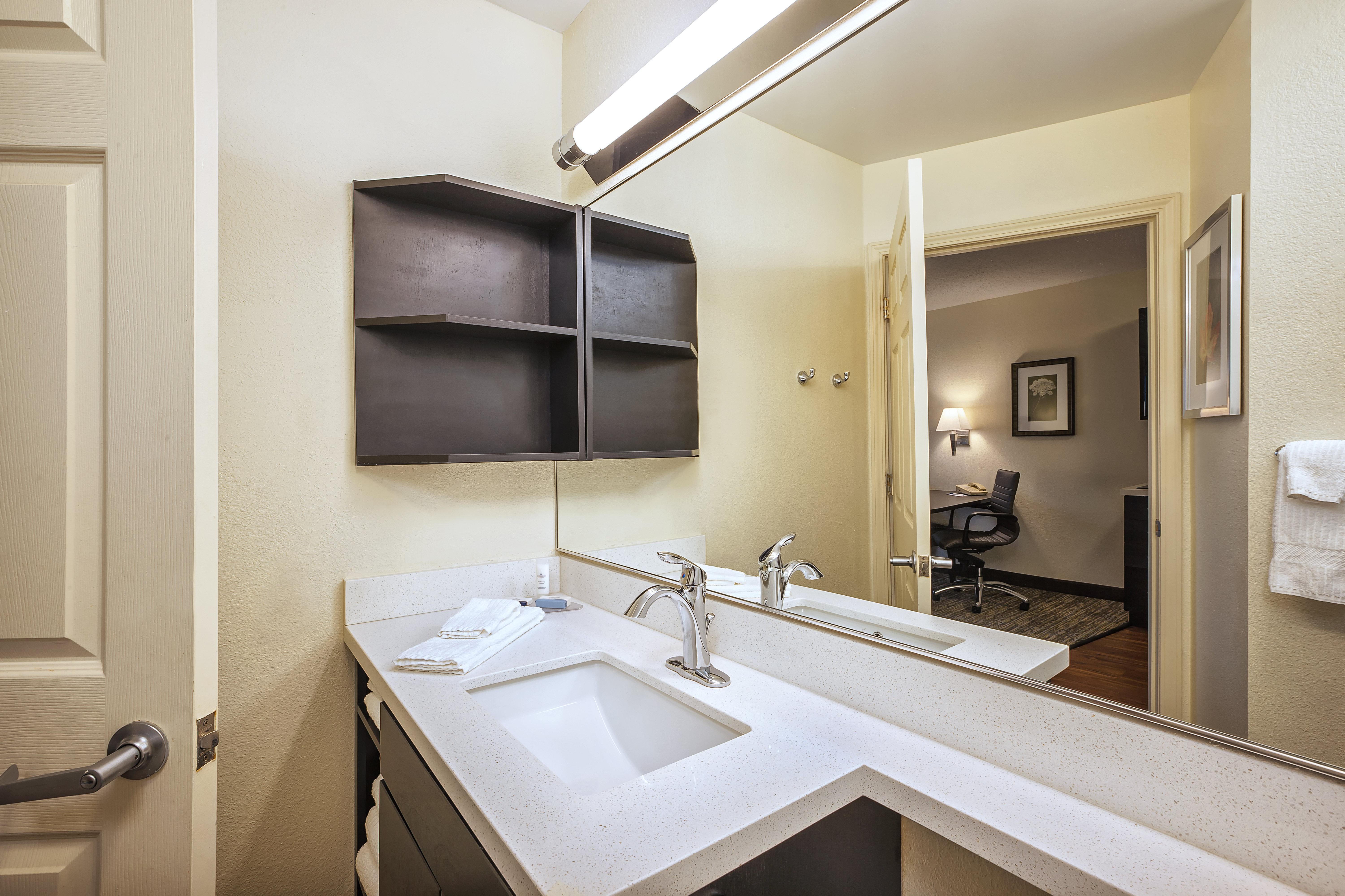 Candlewood Suites Indianapolis Northeast By Ihg Indianápolis Exterior foto